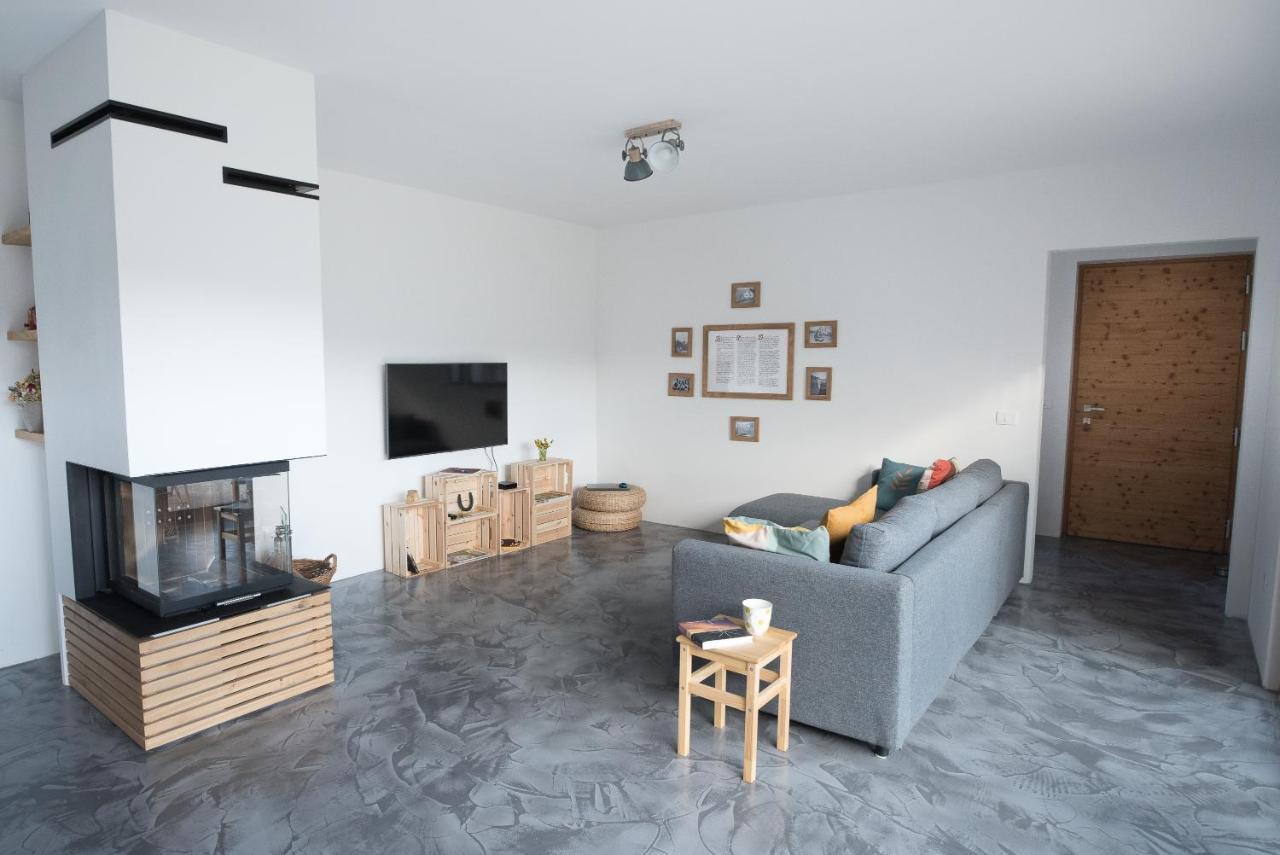 Hisa Sonca Toti Breg Guest House Svecina Luaran gambar