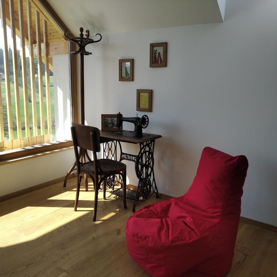 Hisa Sonca Toti Breg Guest House Svecina Luaran gambar